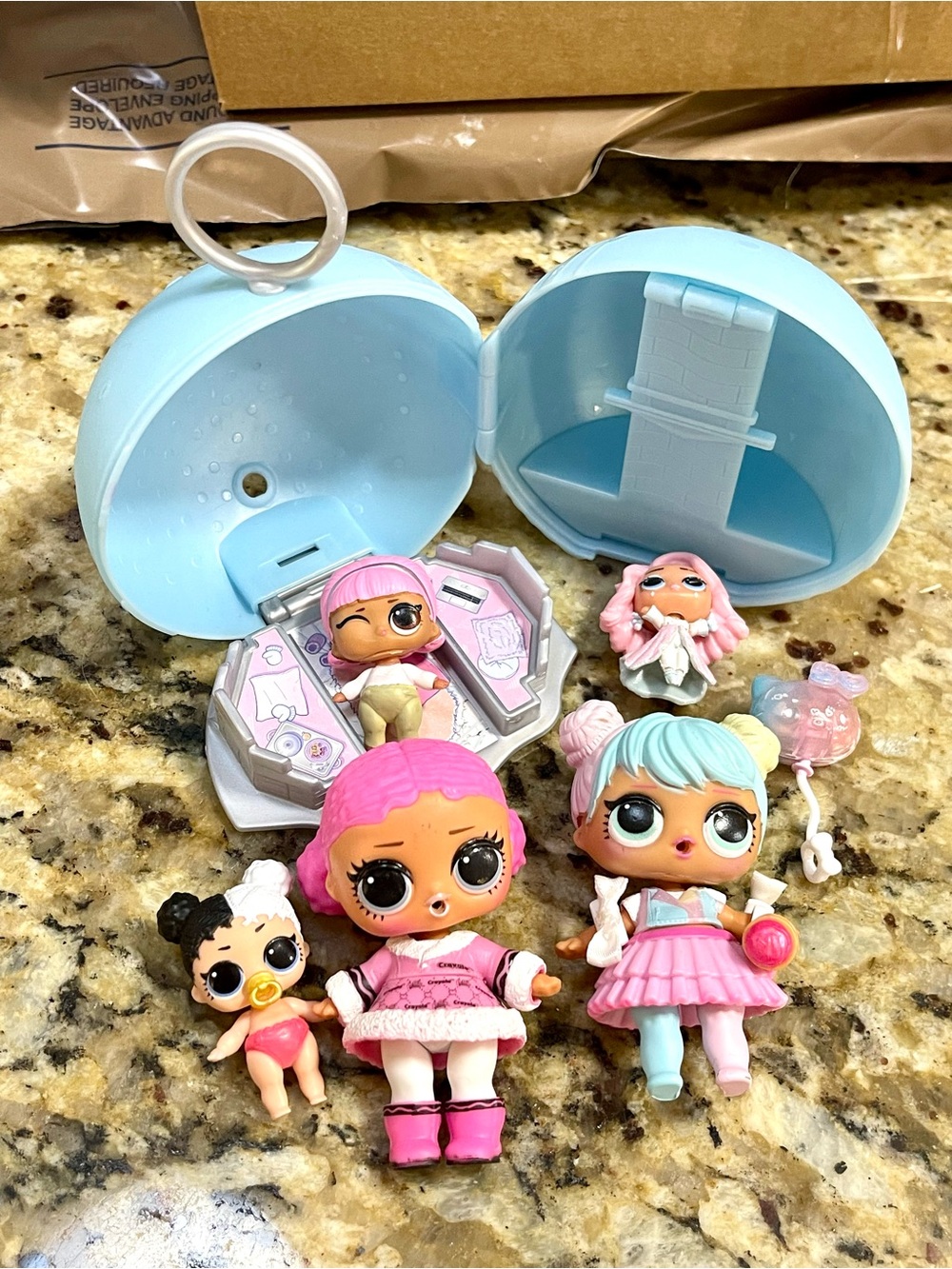 Girls LOL Doll bundle with limited edition hello kitty version